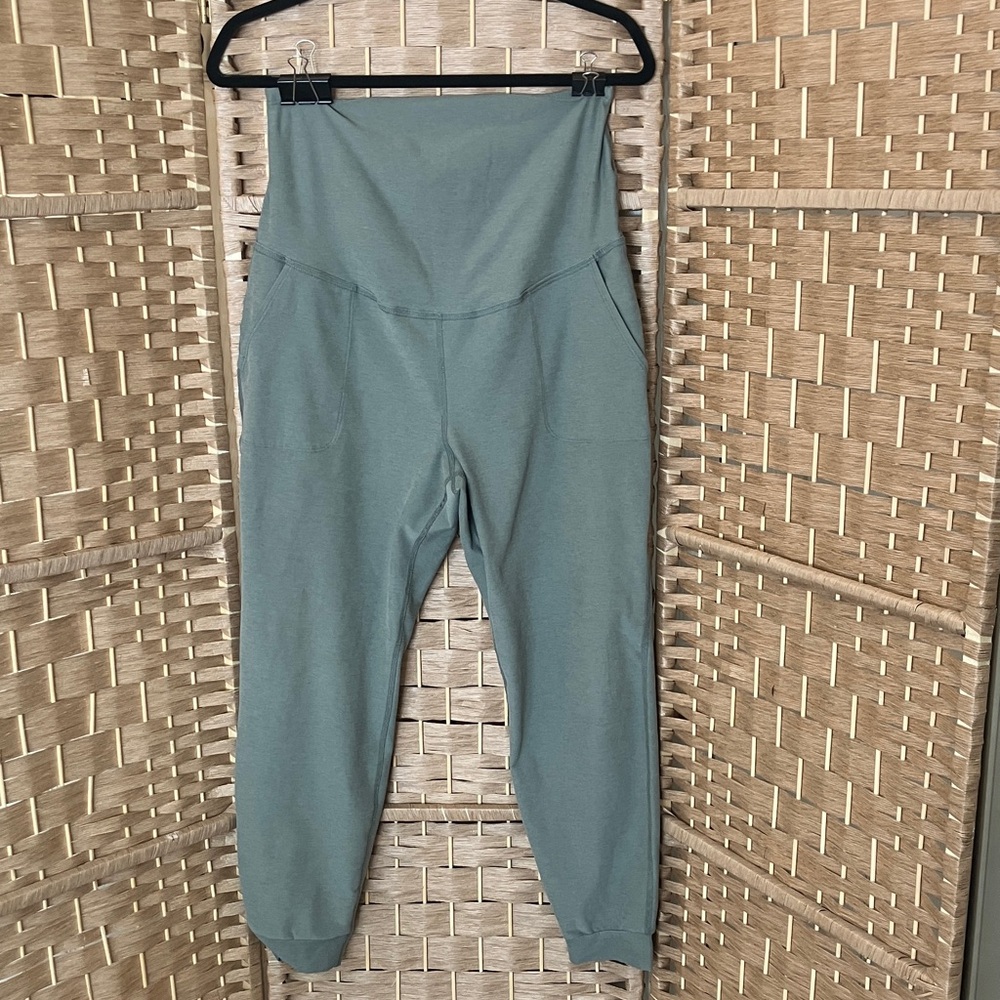 Beyond Yoga Sage Green Maternity Joggers - Picture 1 of 6